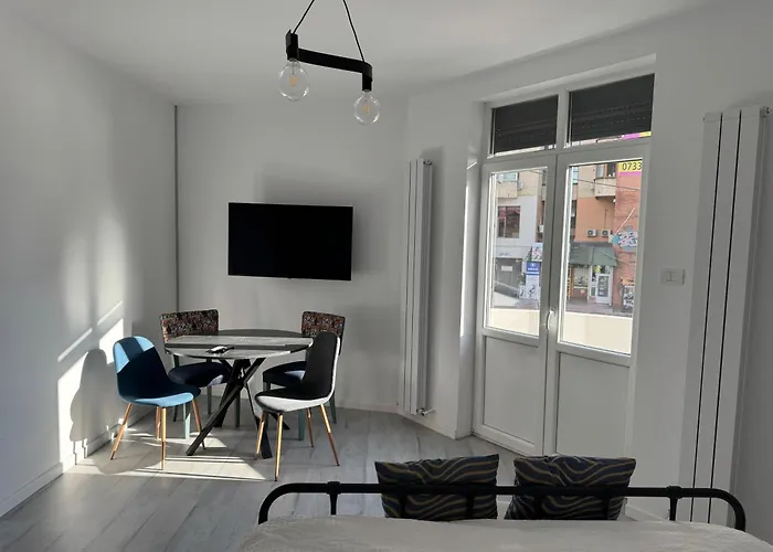 Grafitti By News * Бухарест