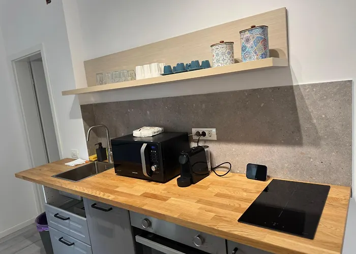 アパート Grafitti By News *