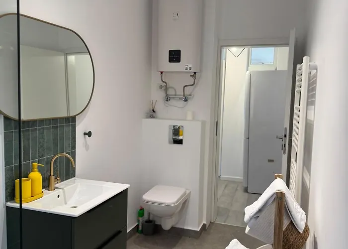 Grafitti By News アパート ブカレスト