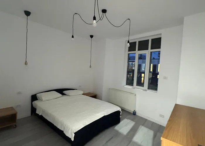 Grafitti By News ブカレスト