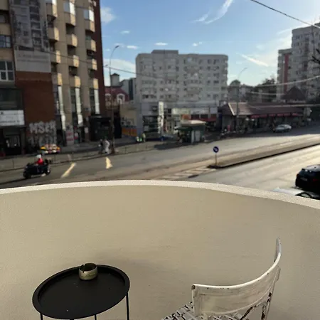 Daire Grafitti By News Bükreş